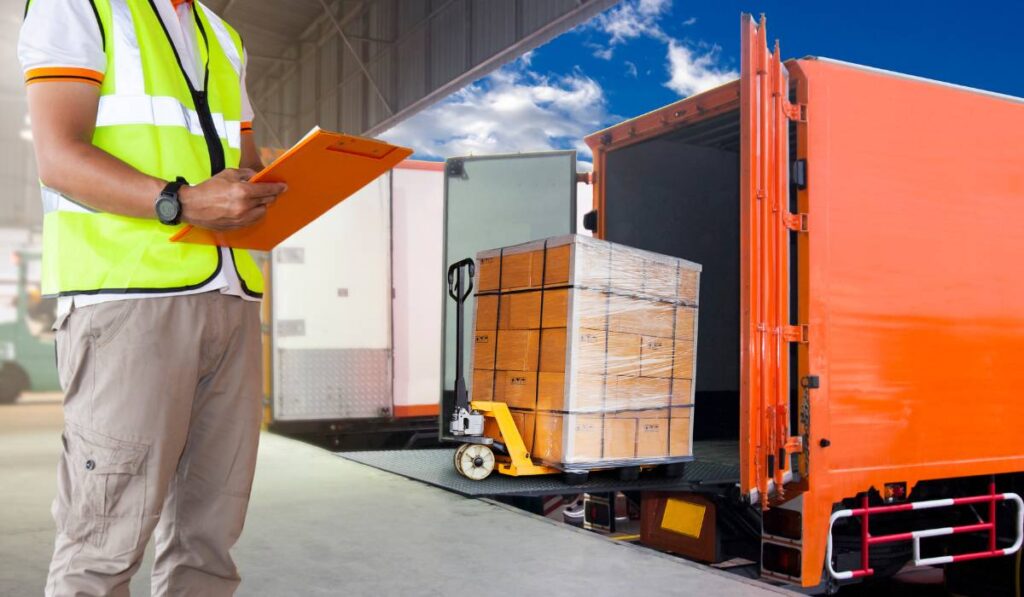 Saving Money with Logistics Companies: How Efficient Shipping Can Boost Your Bottom Line